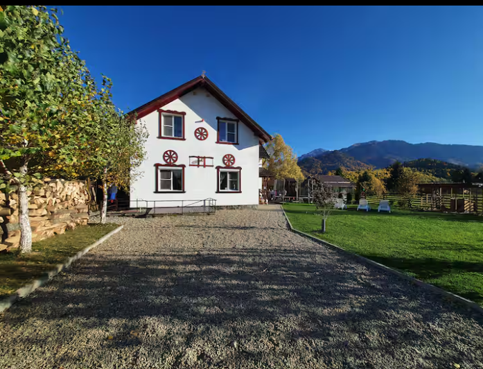 תמונה של וילה בהרים – Râșnov / Brașov